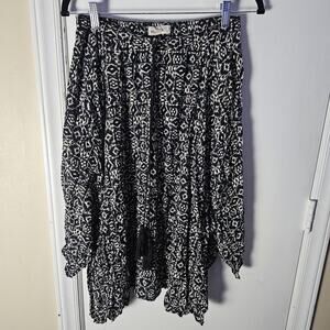 Hollister Skirt Black White Midi Asymmetrical Hem Sz Sm Elastic Waist Boho Beach